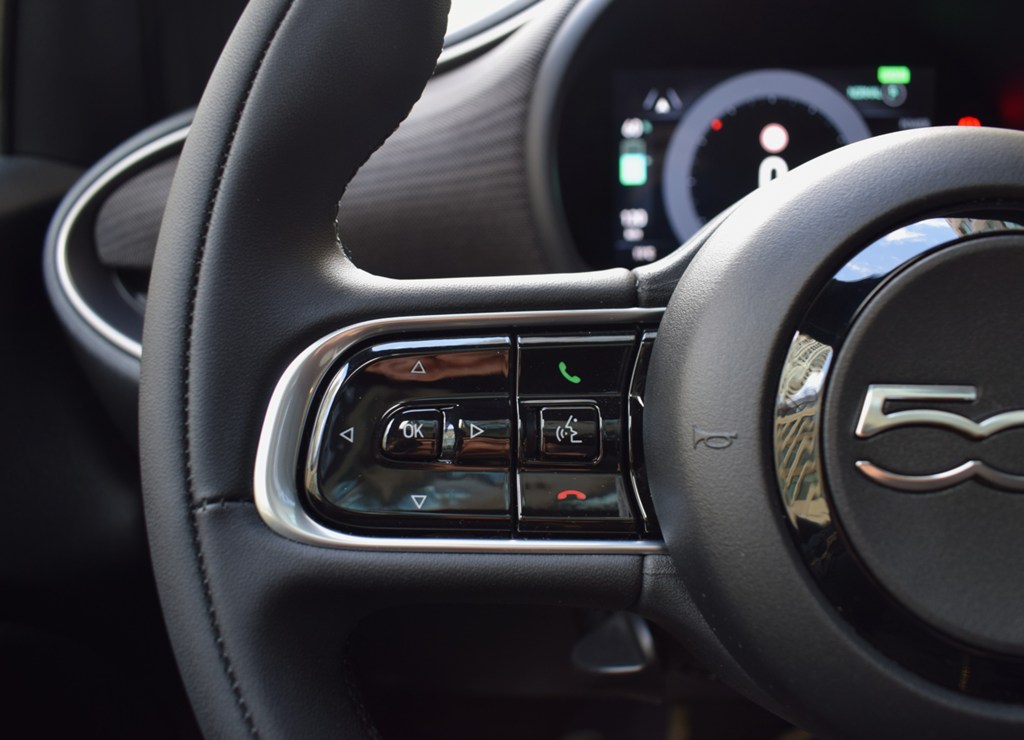 2025 FIAT 500E GIORGIO ARMANI COLLECTOR’S EDITION